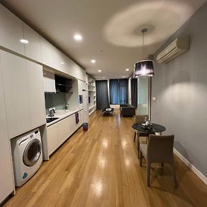 Superior One-Bedroom Apartment